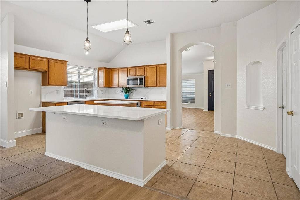 10610 Stone Falls Lane, Frisco, TX 75035 10610 Stone Falls Lane, Frisco, TX 75035