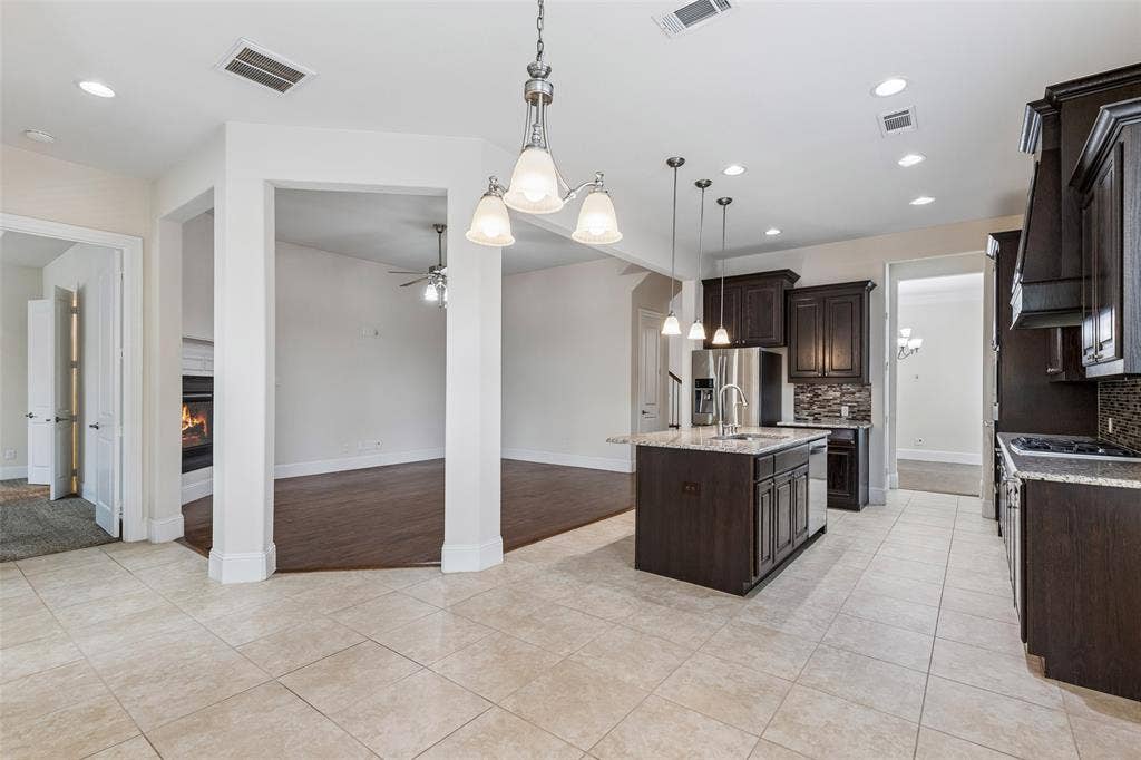 2707 Point Vista Drive, Lewisville, TX 75067 2707 Point Vista Drive, Lewisville, TX 75067