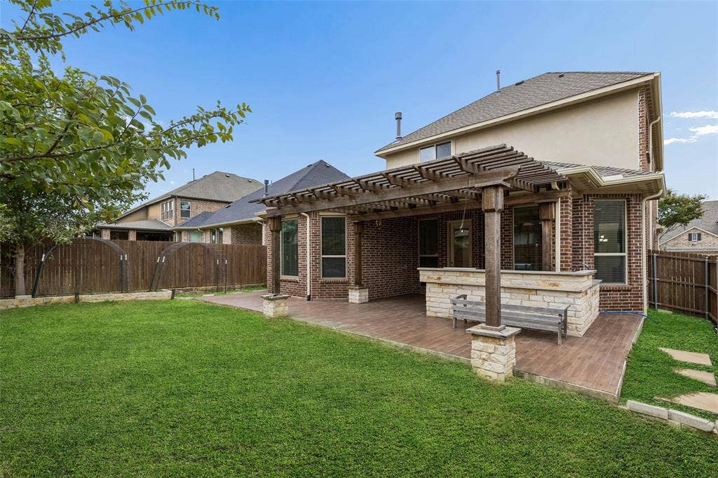 2707 Point Vista Drive, Lewisville, TX 75067 2707 Point Vista Drive, Lewisville, TX 75067