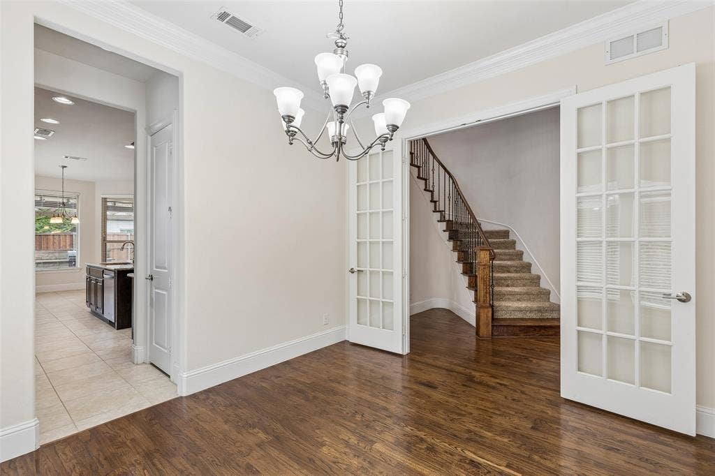 2707 Point Vista Drive, Lewisville, TX 75067 2707 Point Vista Drive, Lewisville, TX 75067