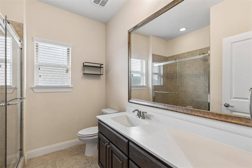 2707 Point Vista Drive, Lewisville, TX 75067 2707 Point Vista Drive, Lewisville, TX 75067