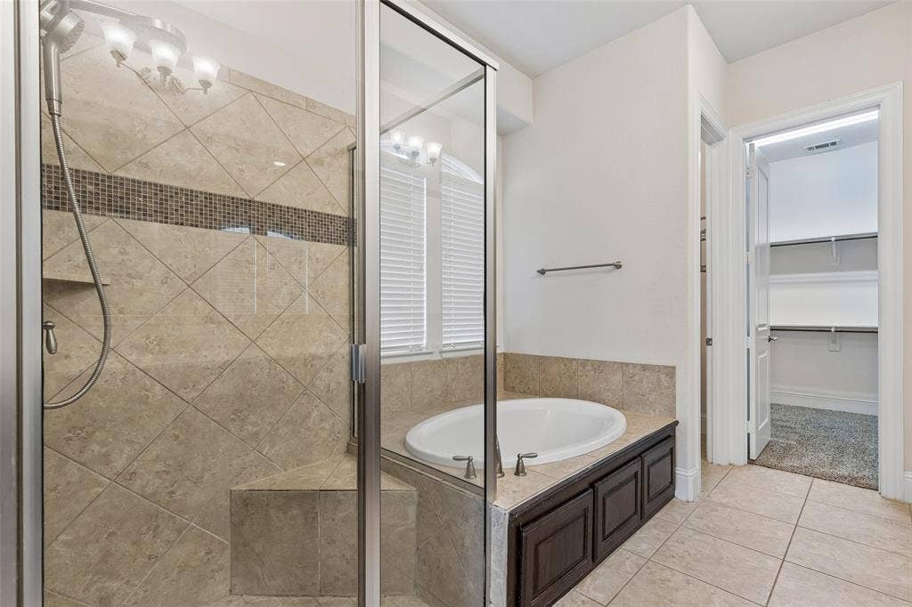 2707 Point Vista Drive, Lewisville, TX 75067 2707 Point Vista Drive, Lewisville, TX 75067