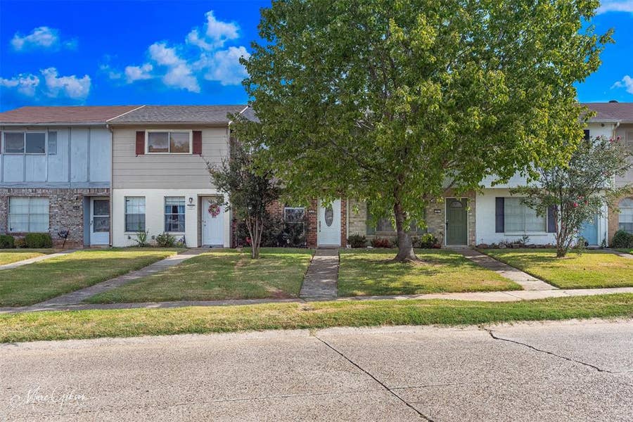 Property photo for 319 John Wesley Boulevard, Bossier City, LA