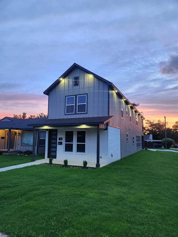 Property photo for 225 Nw 16th Street, Grand Prairie, TX