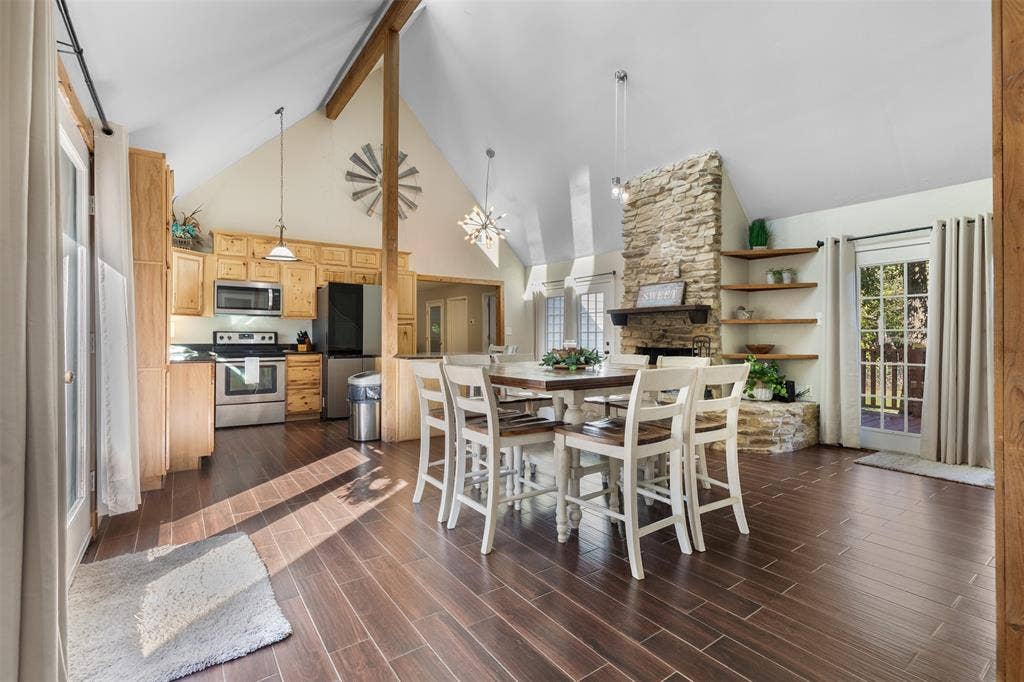 271 Lakewood Lane, Pottsboro, TX 75076