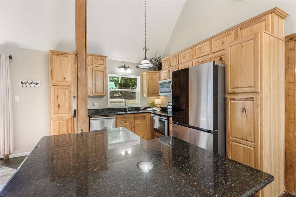 271 Lakewood Lane, Pottsboro, TX 75076
