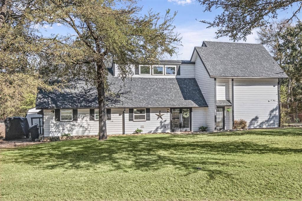 271 Lakewood Lane, Pottsboro, TX 75076
