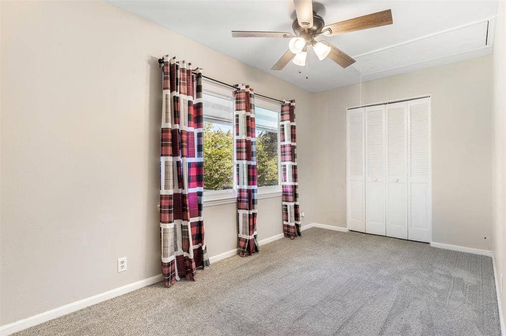 271 Lakewood Lane, Pottsboro, TX 75076