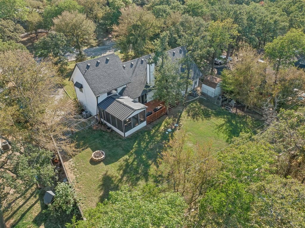 271 Lakewood Lane, Pottsboro, TX 75076
