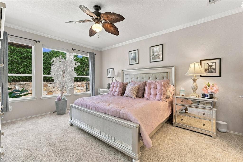 1118 Imperial Valley Lane, Frisco, TX 75036 Primary Bedroom with view of backyard