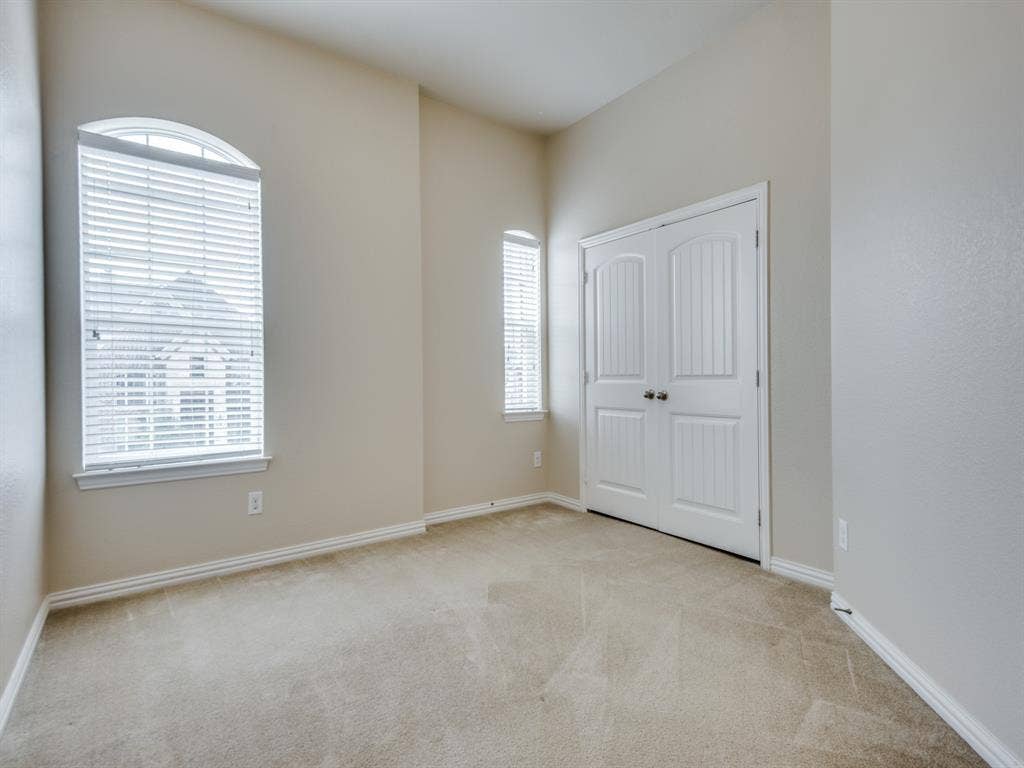 2405 Playa Del Mar Drive, Little Elm, TX 75068
