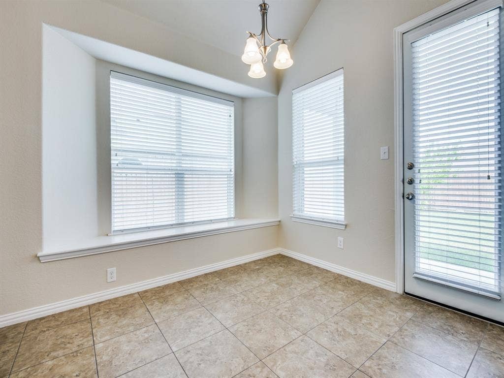 2405 Playa Del Mar Drive, Little Elm, TX 75068