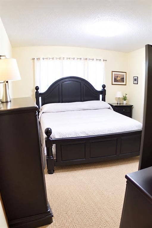 1007 Miles Avenue, Burleson, TX 76028 1007 Miles Avenue, Burleson, TX 76028