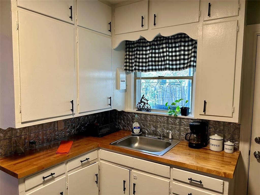 3428 N 27th Street, Waco, TX 76708 3428 N 27th Street, Waco, TX 76708