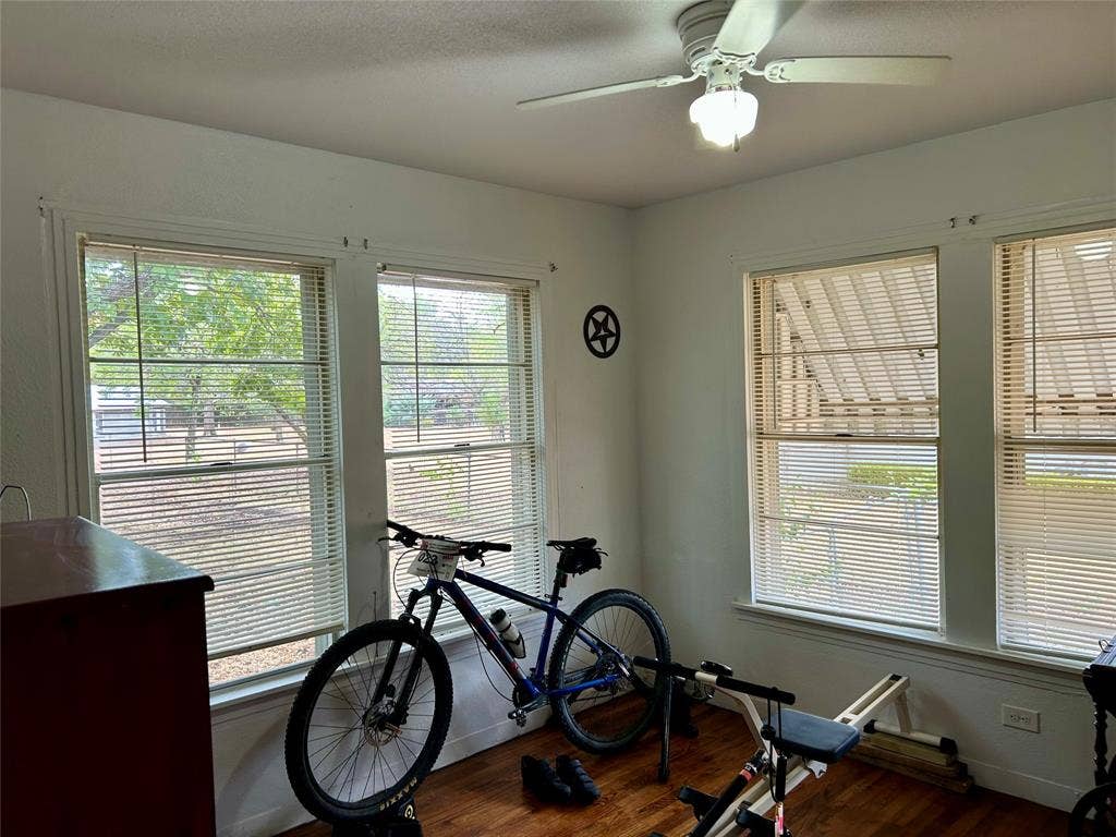 3428 N 27th Street, Waco, TX 76708 3428 N 27th Street, Waco, TX 76708