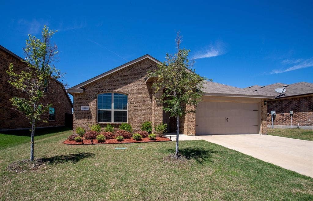 1063 Decker Drive, Fate, TX 75189 1063 Decker Drive, Fate, TX 75189