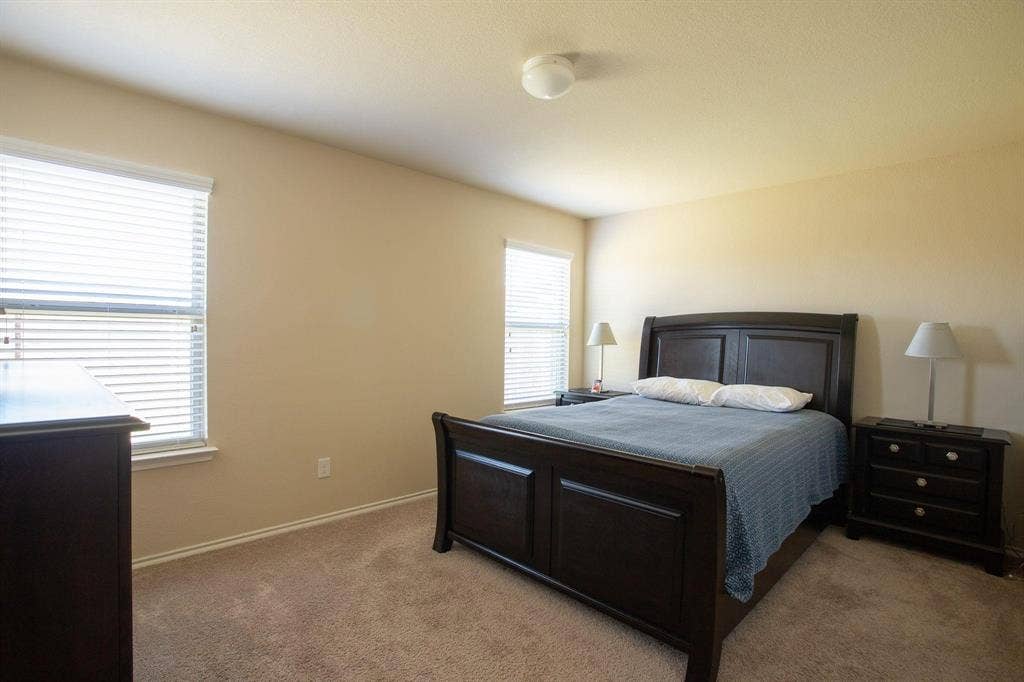 1063 Decker Drive, Fate, TX 75189 1063 Decker Drive, Fate, TX 75189