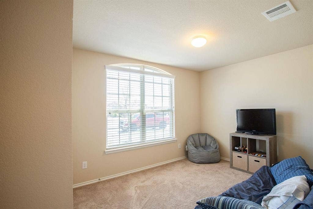 1063 Decker Drive, Fate, TX 75189 1063 Decker Drive, Fate, TX 75189