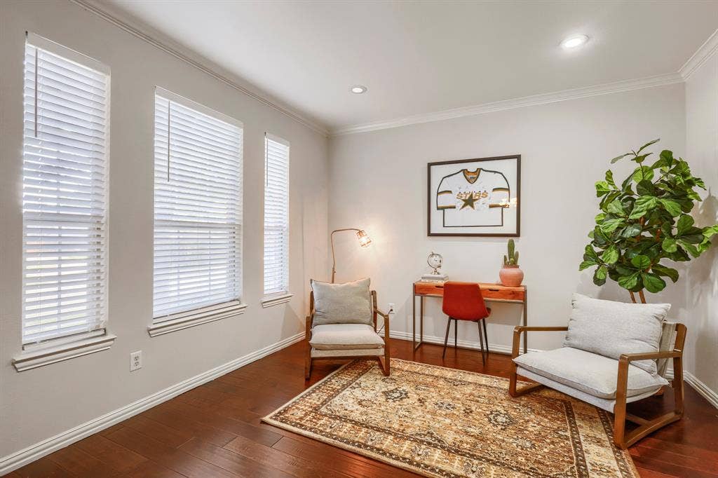 8121 Fountain Springs Drive, Plano, TX 75025 8121 Fountain Springs Drive, Plano, TX 75025