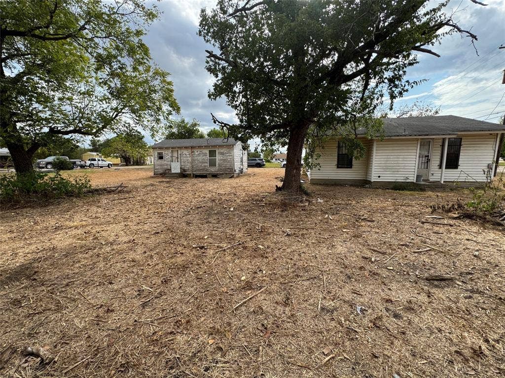 415 E 20th Street, Waco, TX 76705 Additional content