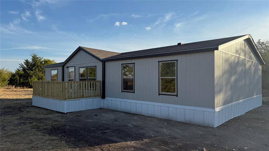 Property photo for 144 Wheelis Loop, Decatur, TX