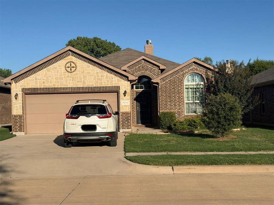 Property photo for 1220 Scott Drive, Weatherford, TX