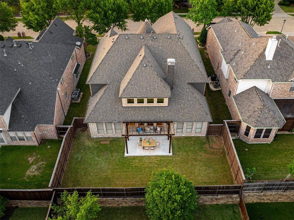 15653 Crown Cove Lane, Frisco, TX 75035 15653 Crown Cove Lane, Frisco, TX 75035