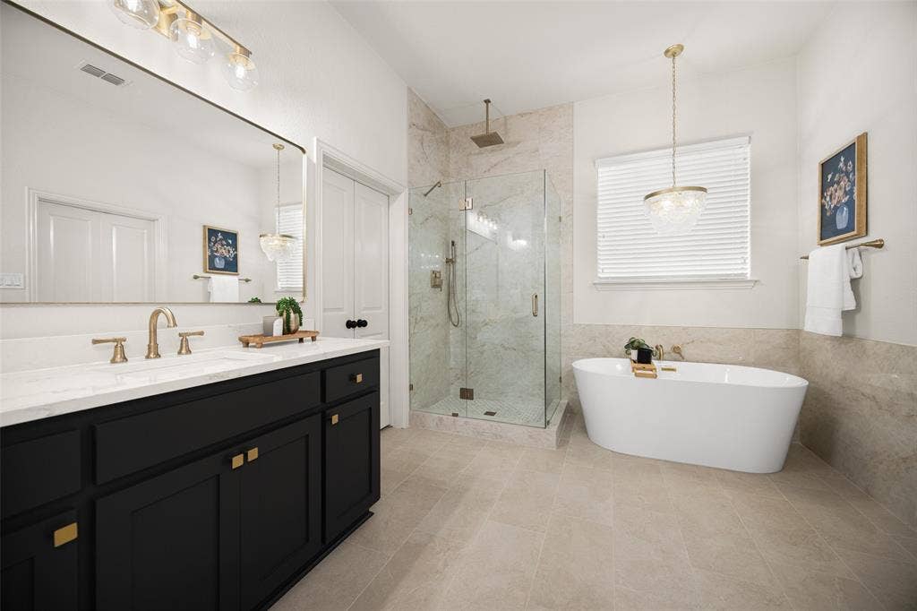 15653 Crown Cove Lane, Frisco, TX 75035 15653 Crown Cove Lane, Frisco, TX 75035