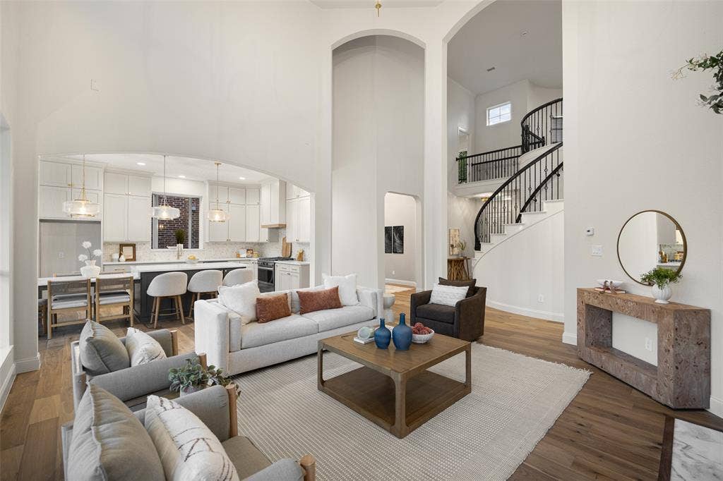 15653 Crown Cove Lane, Frisco, TX 75035 15653 Crown Cove Lane, Frisco, TX 75035