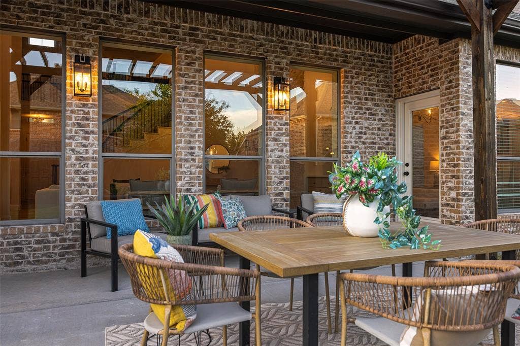 15653 Crown Cove Lane, Frisco, TX 75035 15653 Crown Cove Lane, Frisco, TX 75035