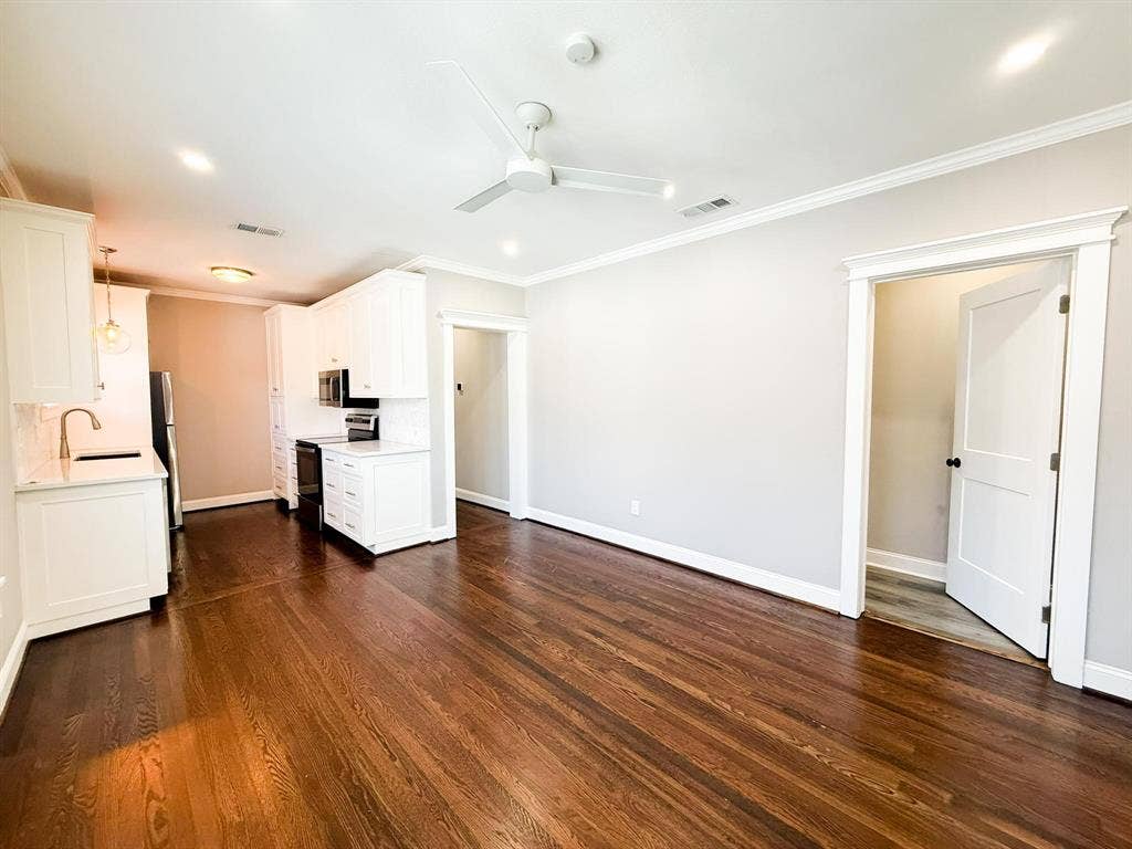 4114 Junius Street, #B, Dallas, TX 75246 4114 Junius Street, #B, Dallas, TX 75246