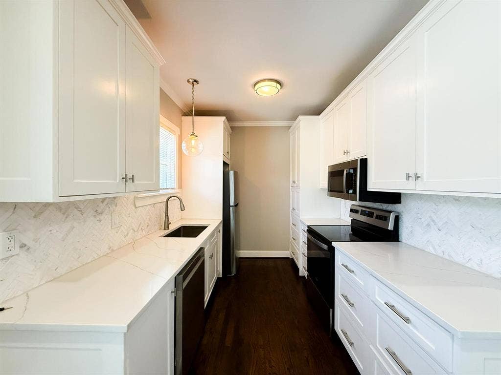 4114 Junius Street, #B, Dallas, TX 75246 4114 Junius Street, #B, Dallas, TX 75246