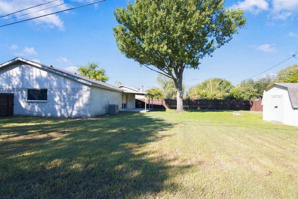 7025 Lincolnshire Lane, North Richland Hills, TX 76182 7025 Lincolnshire Lane, North Richland Hills, TX 76182