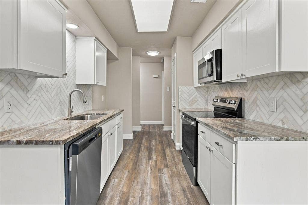 7025 Lincolnshire Lane, North Richland Hills, TX 76182 7025 Lincolnshire Lane, North Richland Hills, TX 76182