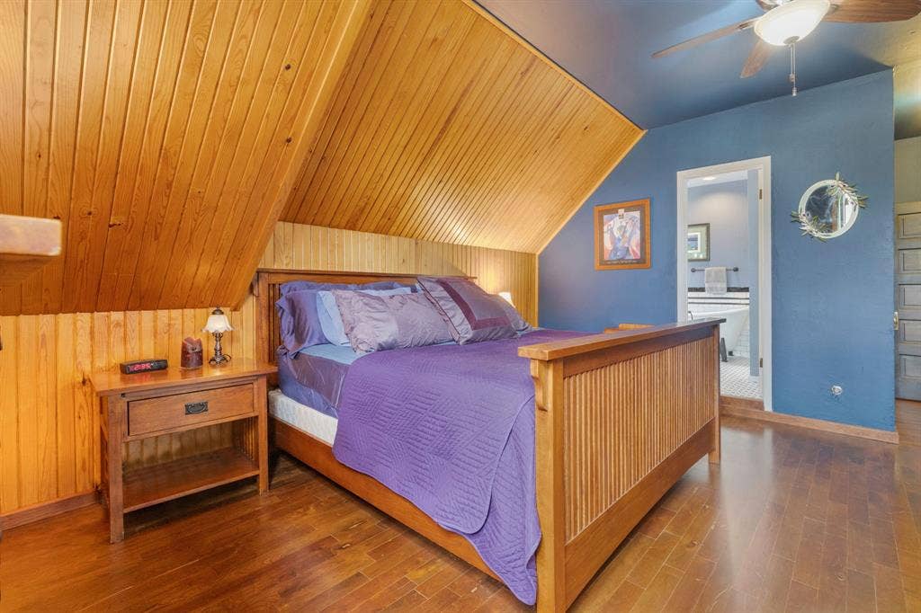1102 S College Street, Brady, TX 76825