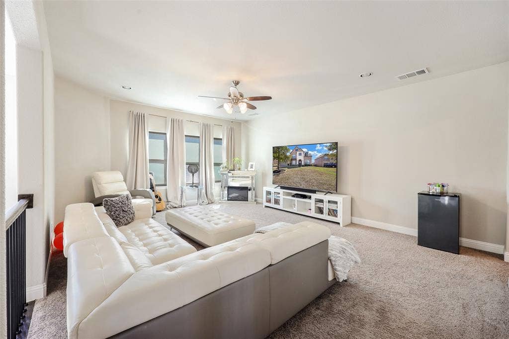 1800 Shavano Way, Prosper, TX 75078 Upstairs living room or game room