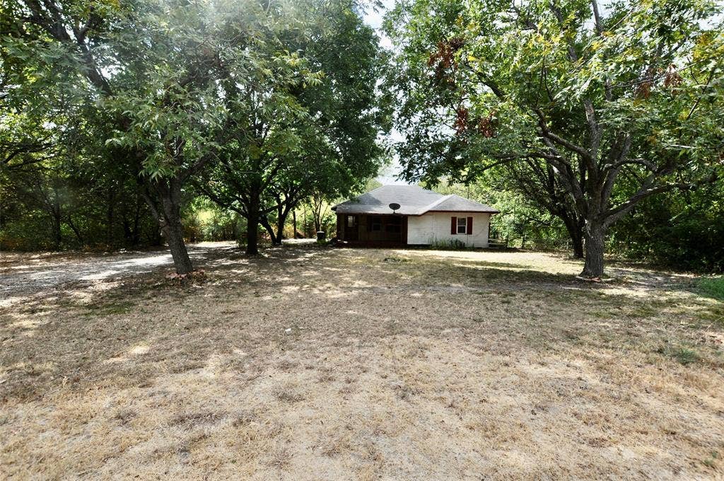 4324 S Cedar Circle Drive, Dallas, TX 75237 4324 S Cedar Circle Drive, Dallas, TX 75237