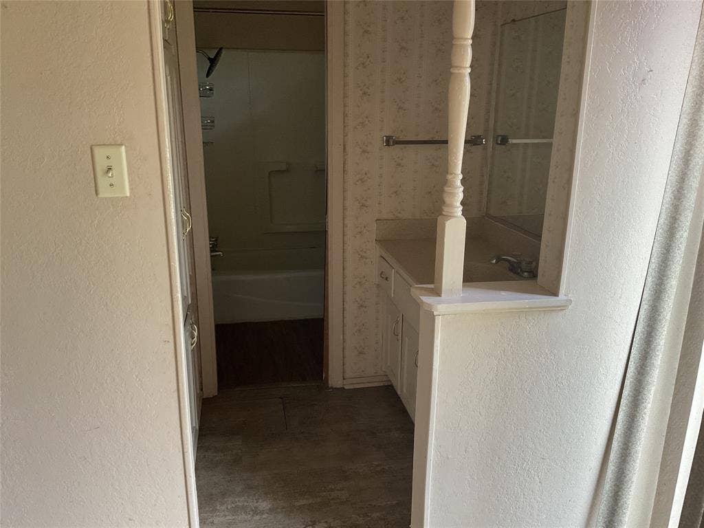 9555 Brookhollow Drive, Woodway, TX 76712 9555 Brookhollow Drive, Woodway, TX 76712