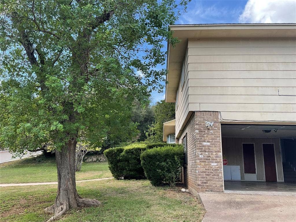 9555 Brookhollow Drive, Woodway, TX 76712 9555 Brookhollow Drive, Woodway, TX 76712