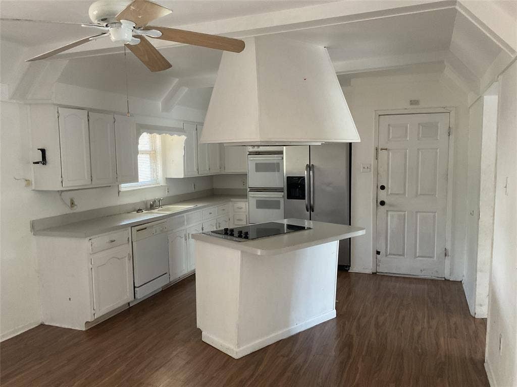 9555 Brookhollow Drive, Woodway, TX 76712 9555 Brookhollow Drive, Woodway, TX 76712