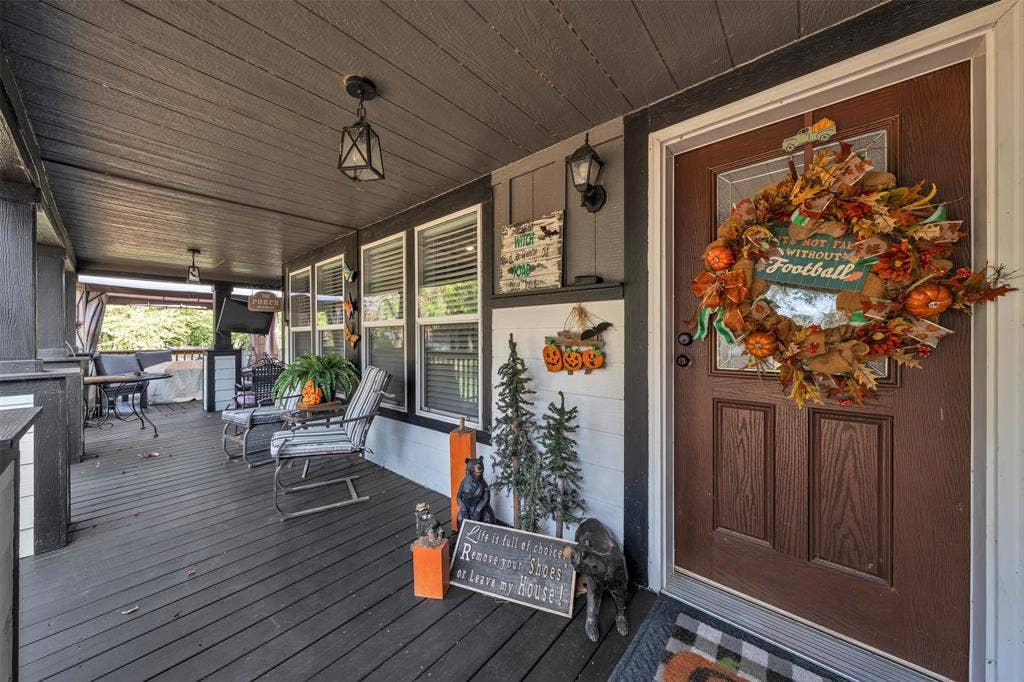 2421 N County Road 810, Alvarado, TX 76009