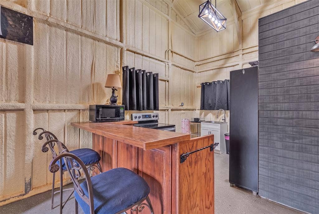 Kitchen area