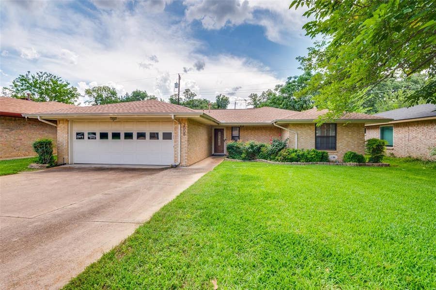 Property photo for 2008 Rocky Cove, Irving, TX