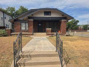 Property photo for 2900 S Jennings Avenue, Fort Worth, TX