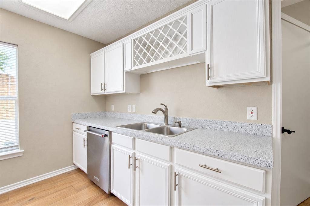 2813 Custer Drive, Corinth, TX 76210