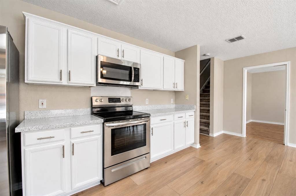 2813 Custer Drive, Corinth, TX 76210