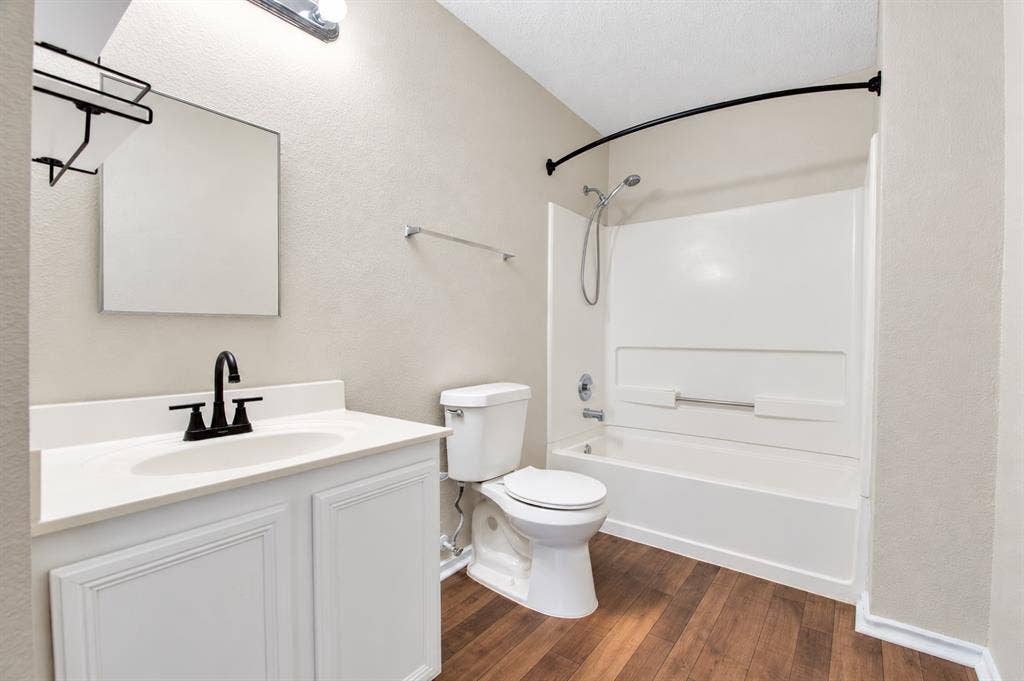 2813 Custer Drive, Corinth, TX 76210