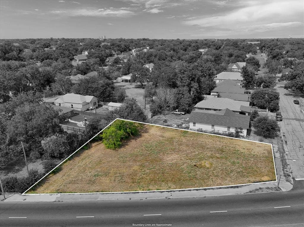 1401 W Waco Drive, Waco, TX 76701 1401 W Waco Drive, Waco, TX 76701
