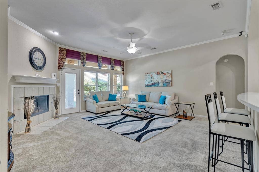 1302 Rosebriar Lane, Mansfield, TX 76063