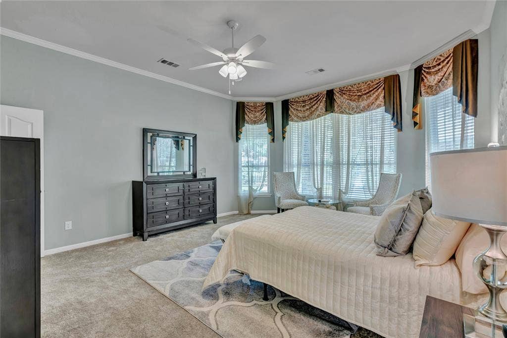 1302 Rosebriar Lane, Mansfield, TX 76063